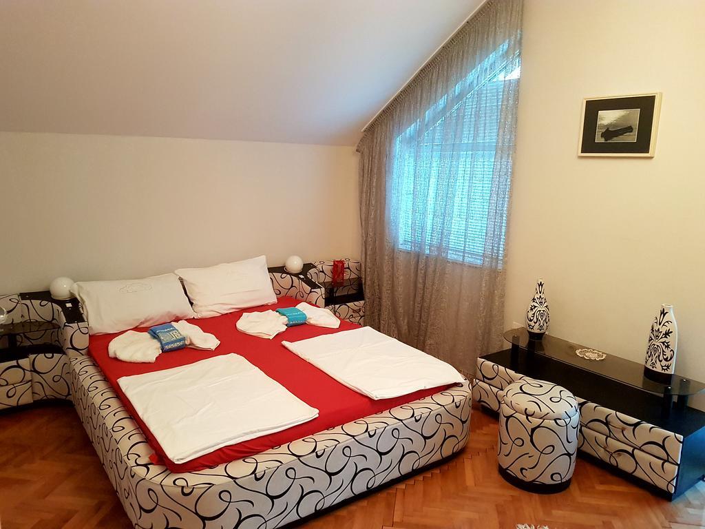 Apartment Cace Kumanovo Ngoại thất bức ảnh